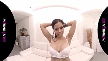 canela skin vibes her toy to squirting dirty talk vr