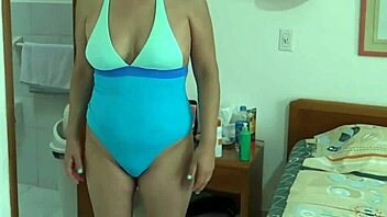 Curvy milf masturbates big pussy before beach flashing cocks hard