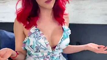 miami heat rises as venezuelan zoey di giacomo teases with wet pussy