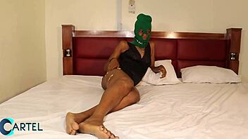 sexy black princess ass begs for hard house fuck