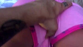 loirinha slams sex toys in intense bathroom frenzy