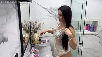 backstage slaps and sucks with curvy latina swingers friends