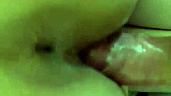 fuck my horny asian gf doggystyle, she's begging for it 😈🍑