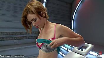 brunette reaches orgasm using intense fucking machine