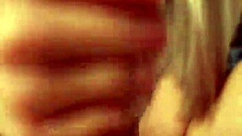 Girlfriend's Close-Up Jerkoff Cumshot Day 45