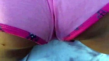 loirinha slams sex toys in intense bathroom frenzy