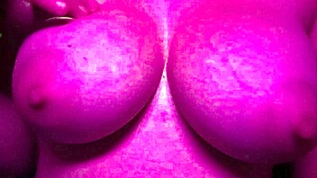Italian Big Tits Milf Artemisia Makes Boobs Bounce!