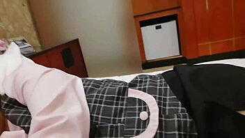 Amateur OL assistant orgasms from cunnilingus creampie cosplay sex