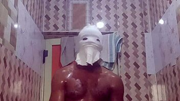 erotic homemade bath masturbation session revealed