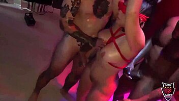Will Tying Up This Nympho Make Rome Major Pound Harder?