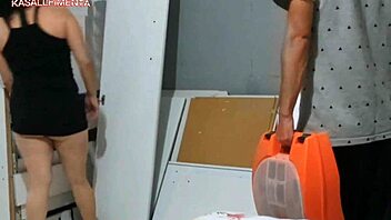 amadora seduces montador pays with wild xerecard fuck