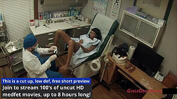 eliza shields spreads shaved pussy at tampa uni physical