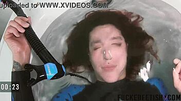 skinny sexy bikini babe underwater pool spandex aquafilia bathtub tease