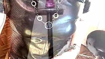 hey kandi kane watch this shemale dildo fuck
