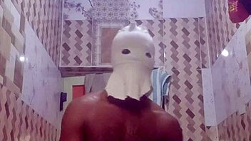 erotic homemade bath masturbation session revealed