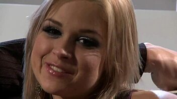 super excited sarah vandella can't wait to fuck reno!