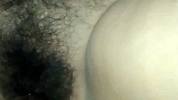 german hairy pussy gapes with farting beaver sounds