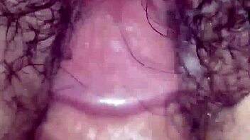 german hairy pussy gapes with farting beaver sounds