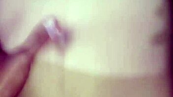 Istri Tetangga Colmek Big Tits Squirting Tease