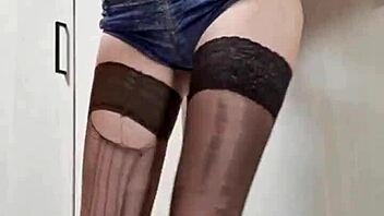 elza kom's sexy balloon ass worship tease 😈🎈🍑🔥