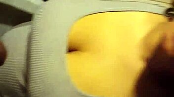 topless ebony babe worships massive throbbing cock