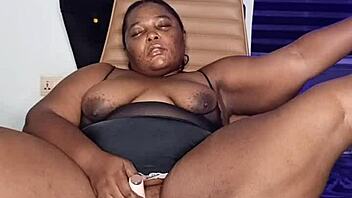 lonely bbw mara exotic squirts solo pussy play full vid 🔥💦