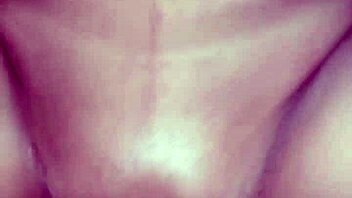 Istri Tetangga Colmek Big Tits Squirting Tease