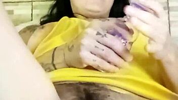 Venezuelan Big Hairy Pussy Masturbates To Orgasm