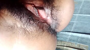 desi indian teen flashes pussy boobs homemade indoor video
