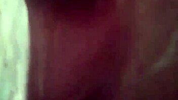 german hairy pussy gapes with farting beaver sounds