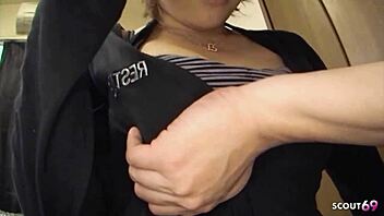 i'm curvy Japanese wife craving boy's rough uncensored ride next door