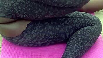 hey ebony milf, your morning workout pussy spread looks so inviting!