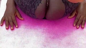 hey ebony milf, your morning workout pussy spread looks so inviting!