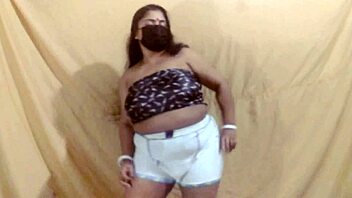 Hey, wanna see Bangladesh's hottest new GROUP sex action?
