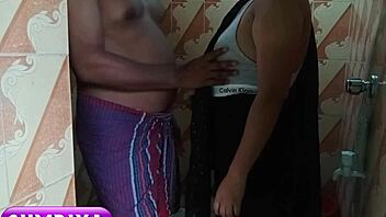 Amateur Bangladeshi Bride Fucks Friend at Wedding Hard!