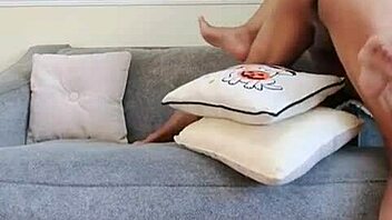 Real Amateur Latina Orgasms Intensely