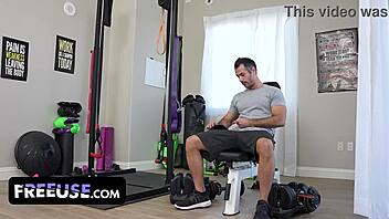 alex coal the ultimate fembot gives muscular lover a massage