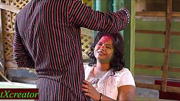 Indian couple swaps partners during wild Holi party