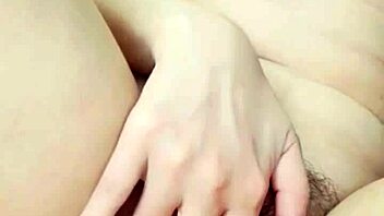vietnam nữ y tá gợi cảm a beautiful and alluring vietnamese nurse