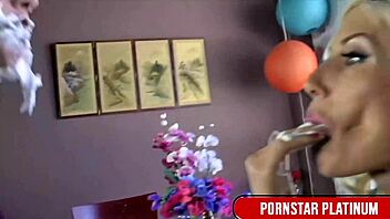 round boobs gals veronica avluv play hard