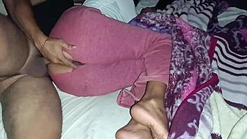 Padrastro B Entra En La Madrugada A Mi Habitación Y Me Folla Por Detrás
