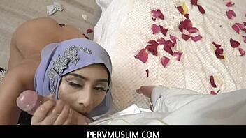 Pervmuslim big tits muslim teen wants fuck