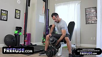 alex coal the ultimate fembot gives muscular lover a massage