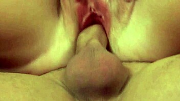 Blonde mature enjoys intense pounding and release