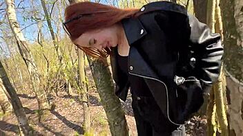 Wild Encounter Ginger Beauty Red Hair Gives An Extreme Public Blowjob In The Woods
