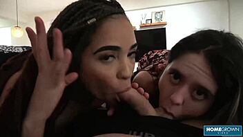 Lucky Dude Has Threesome With Scarlett Taylor And Naomi