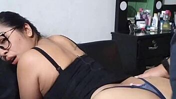 quick sex with silent asian babe and she turned out super naughty