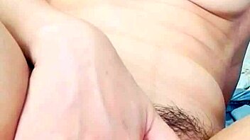 vietnam nữ y tá gợi cảm a beautiful and alluring vietnamese nurse