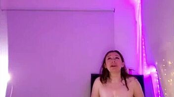 Wet oily threesome with two latinas