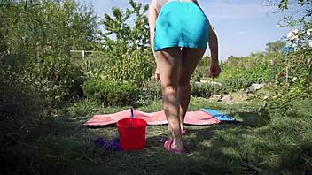 Hot Wife Upskirt Ass Flashing Outdoors
